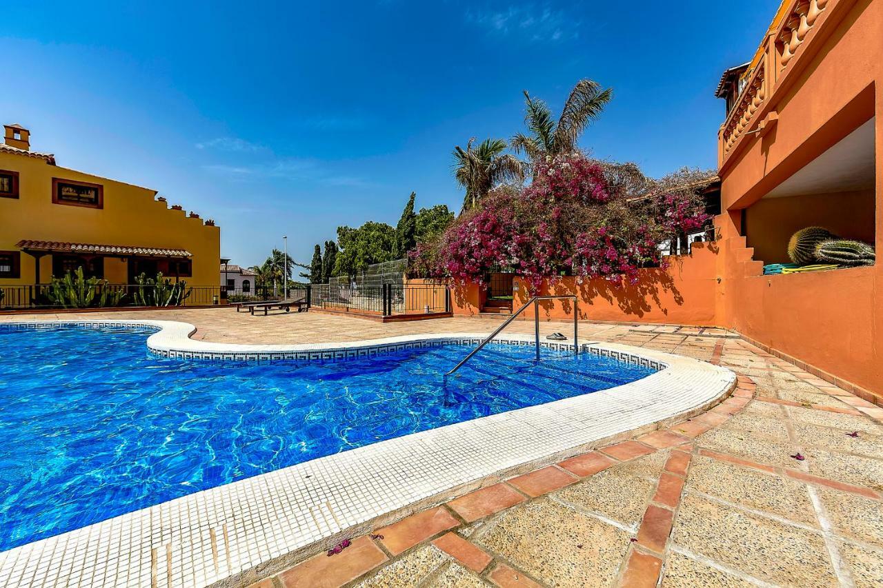 אדחה Apartment Elite Palace מראה חיצוני תמונה